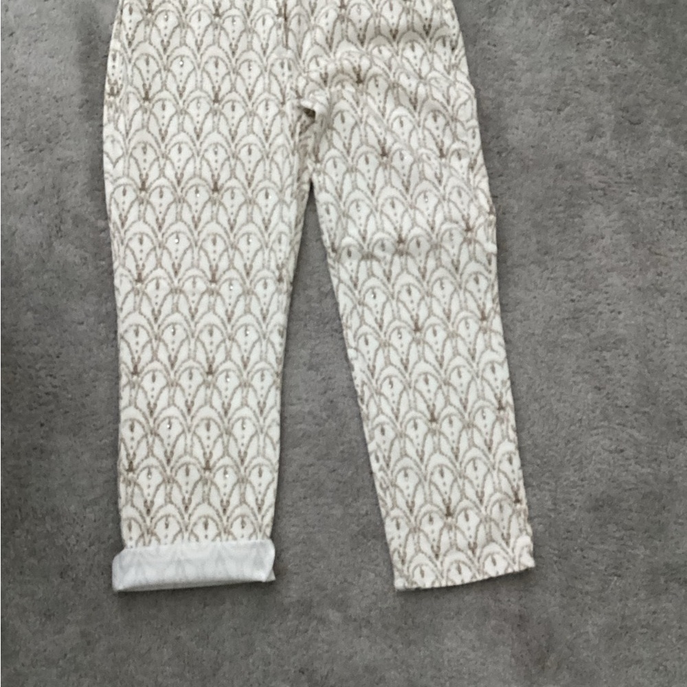 NWT!!  Chicos Patterned White and Brown Anklet Pants….Size 0.5